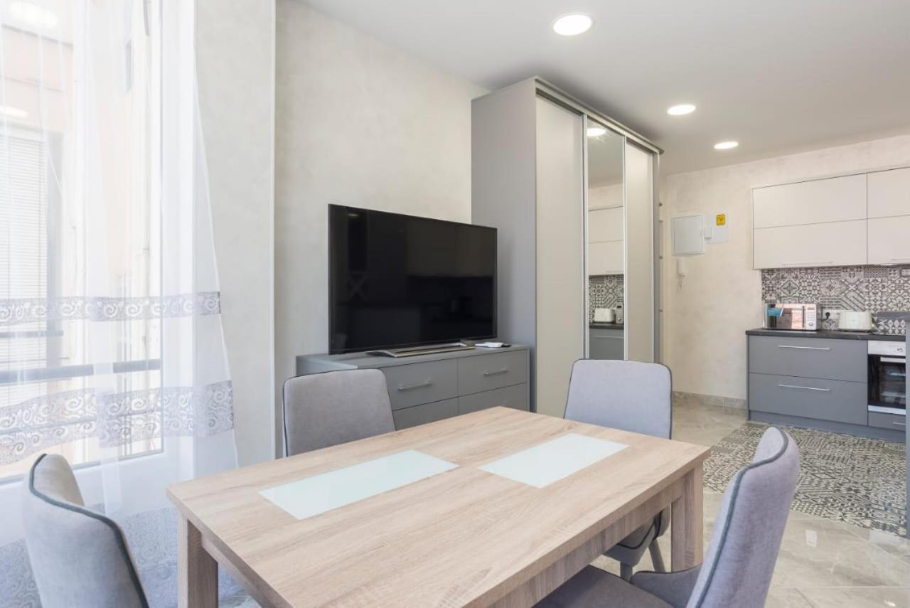 Dream House Rooms Malaga - Habitacion En El Apartemento מראה חיצוני תמונה