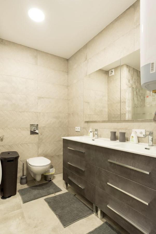 Dream House Rooms Malaga - Habitacion En El Apartemento מראה חיצוני תמונה
